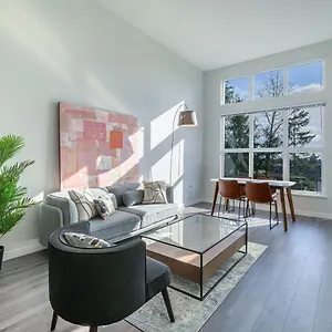  Apartment Aries Palace, Luxury Residential In Of Canada