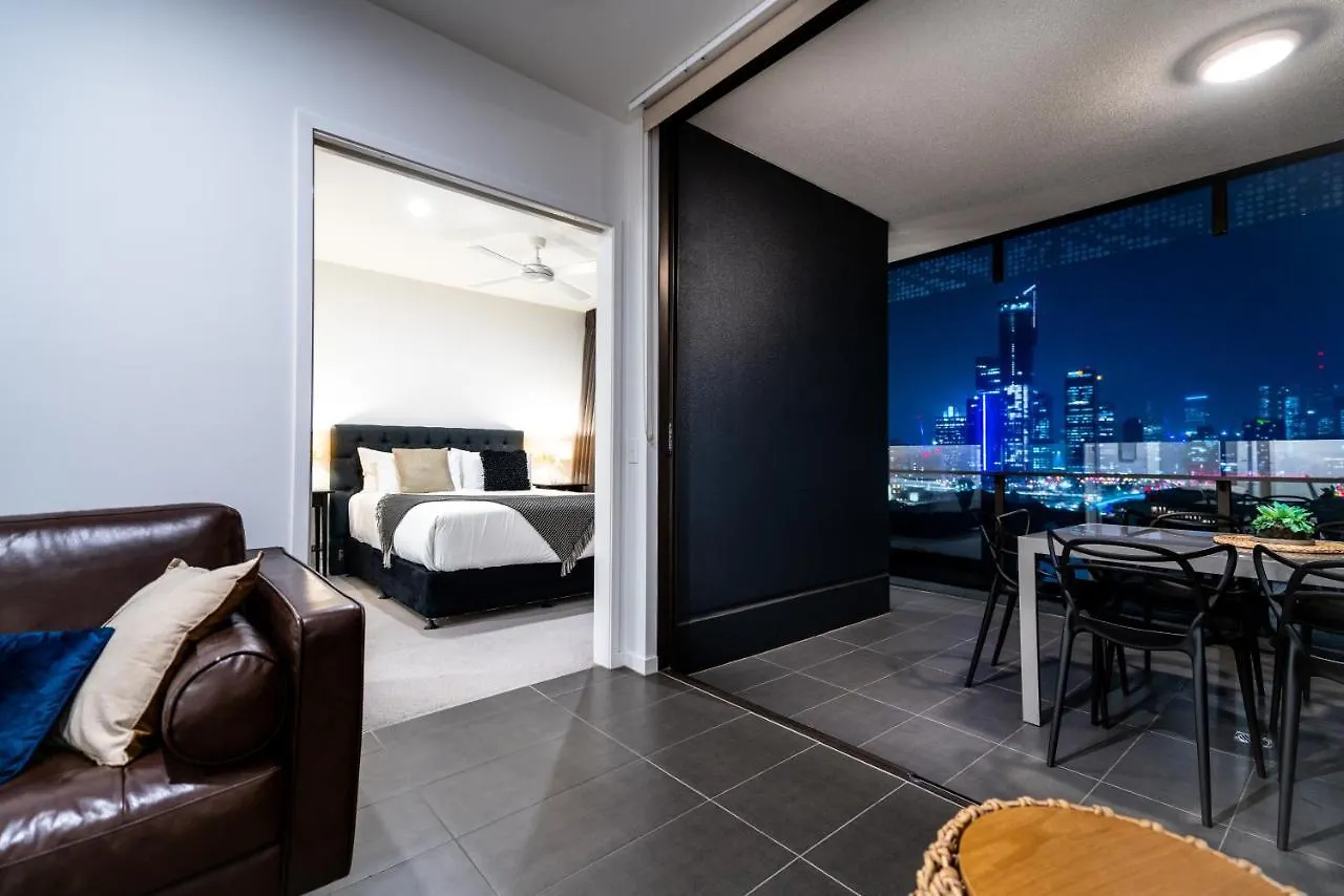 Opera Apartments South Brisbane 4*,