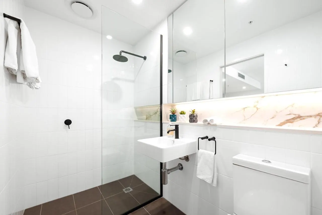 Opera Apartments South Brisbane 4*,